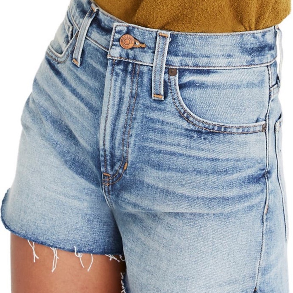 Madewell Perfect Jean Short High Rise Denim Frayed Tulip Hem 100% Cotton Size 26